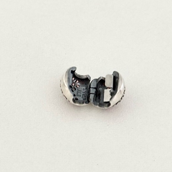 Pandora Pink CZ Sparkly Hearts Love Of My Life Rare Retired Clip Bead Charm - Picture 7 of 7